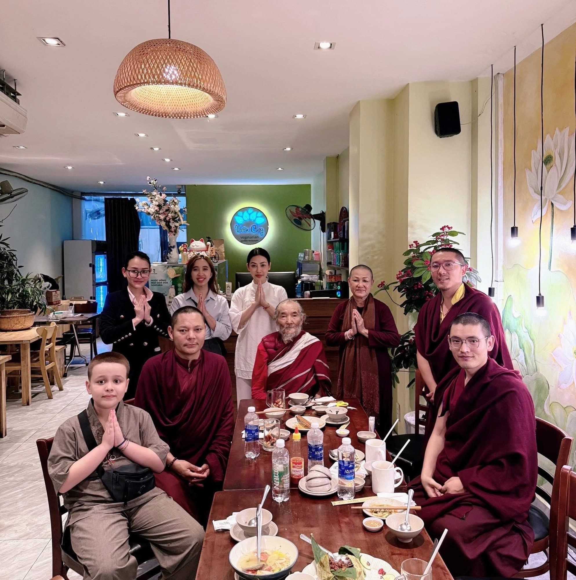 A visit to the Vietnamese community